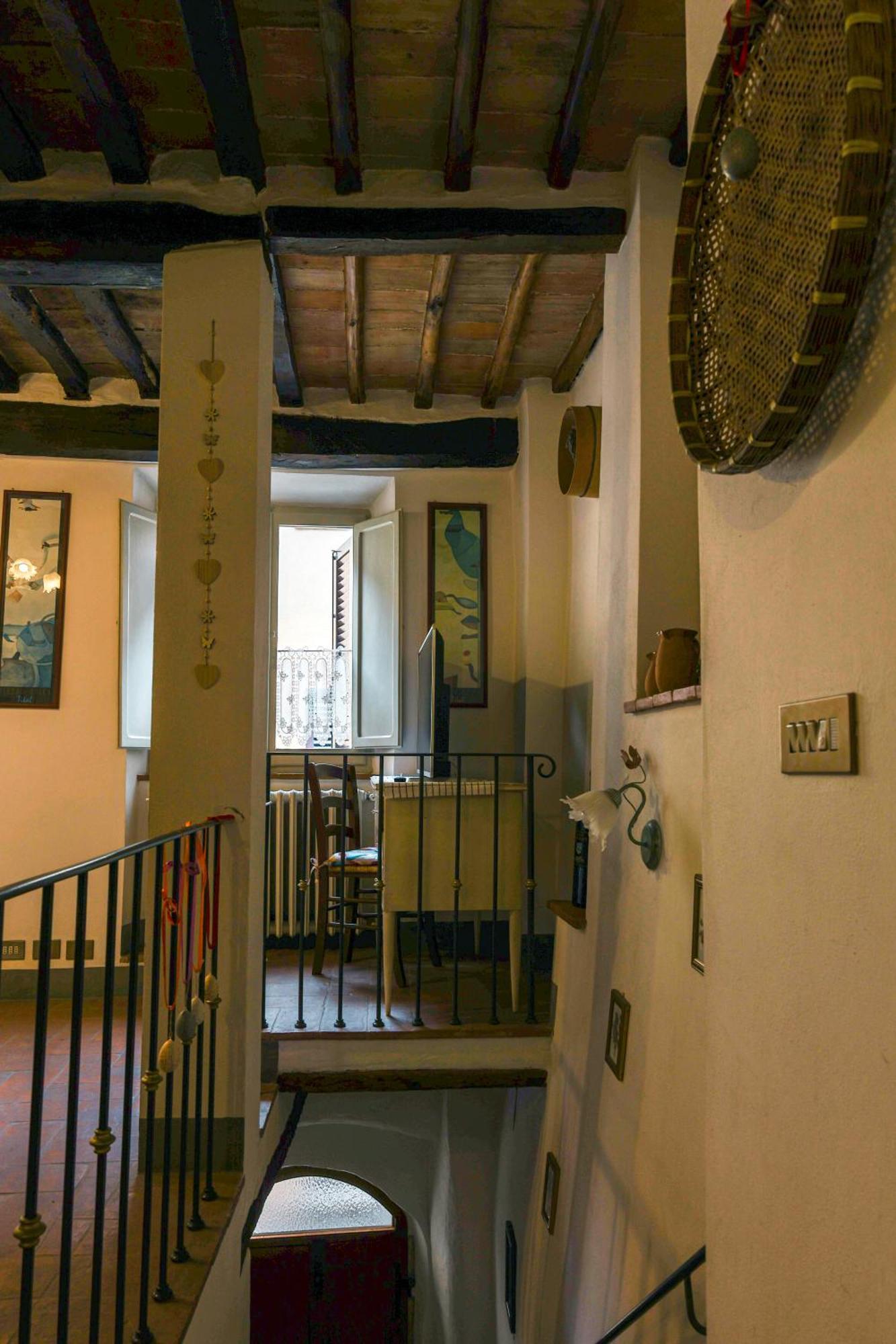Pulcinella Appartamento Tipico Centro Storico Montepulciano Bagian luar foto